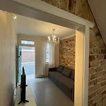 Stunning Central Townhouse\'S
